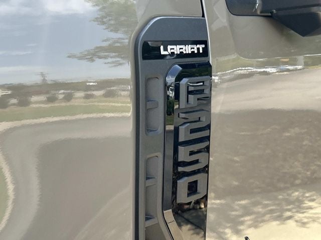 2026 Ford F-250SD Lariat BLACK WIDOW