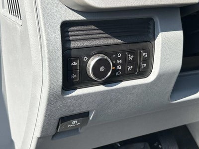 2027 Ford F-250SD XLT