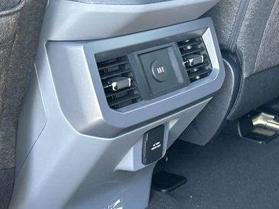 2027 Ford F-250SD XLT