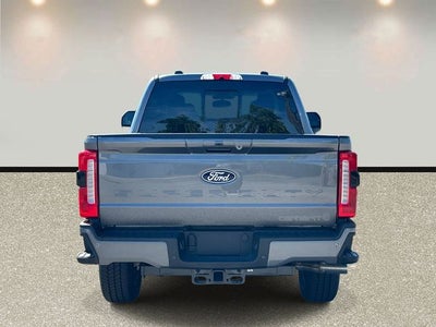 2027 Ford F-250SD XLT