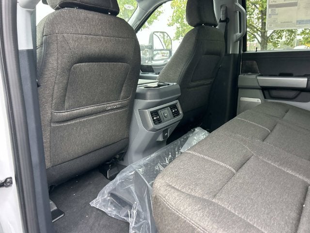 2027 Ford F-250SD XLT