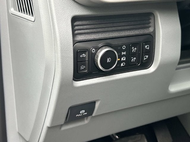 2027 Ford F-250SD XLT