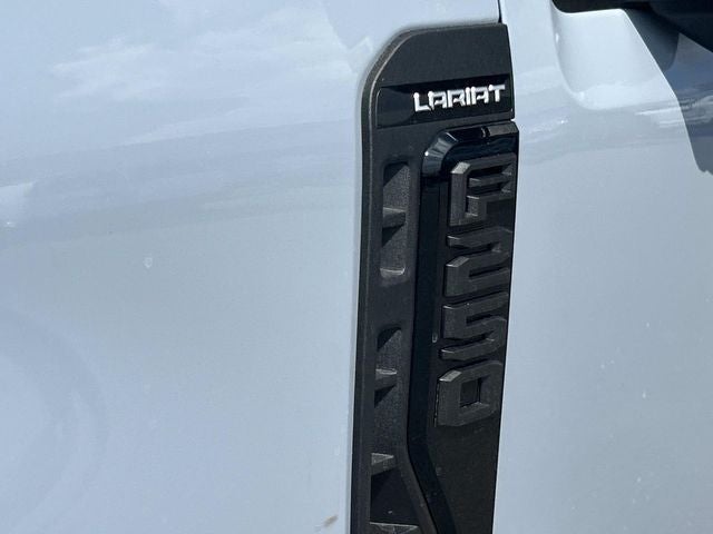 2027 Ford F-250SD Lariat