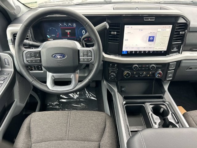 2027 Ford F-250SD XLT