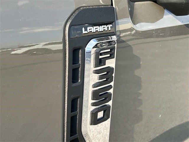 2026 Ford F-350SD Lariat FOMX