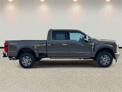 2026 Ford F-350SD Lariat FOMX