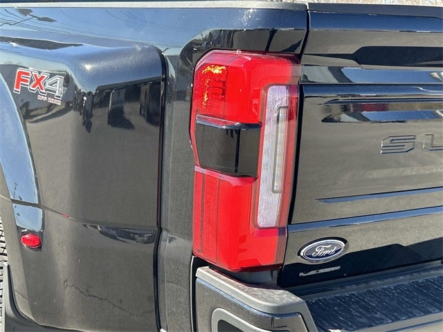 2026 Ford F-350SD Platinum DRW