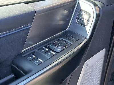 2026 Ford F-350SD Platinum DRW