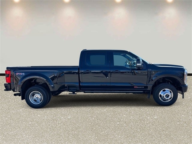 2026 Ford F-350SD Platinum DRW