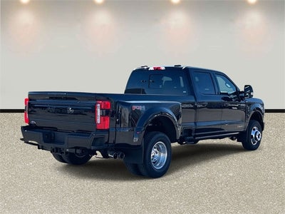 2026 Ford F-350SD Platinum DRW