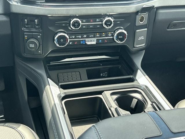 2026 Ford F-350SD Platinum DRW