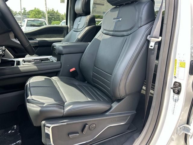 2026 Ford F-350SD Platinum DRW