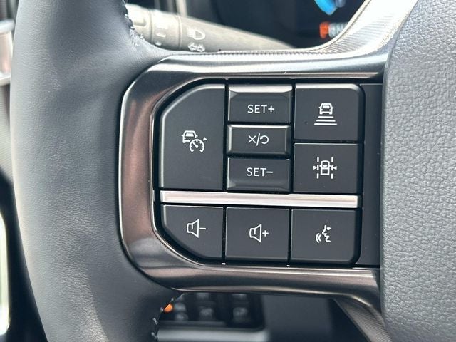 2026 Ford F-350SD Platinum DRW