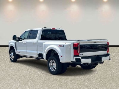 2026 Ford F-350SD Platinum DRW