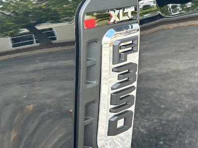 2027 Ford F-350SD XLT DRW