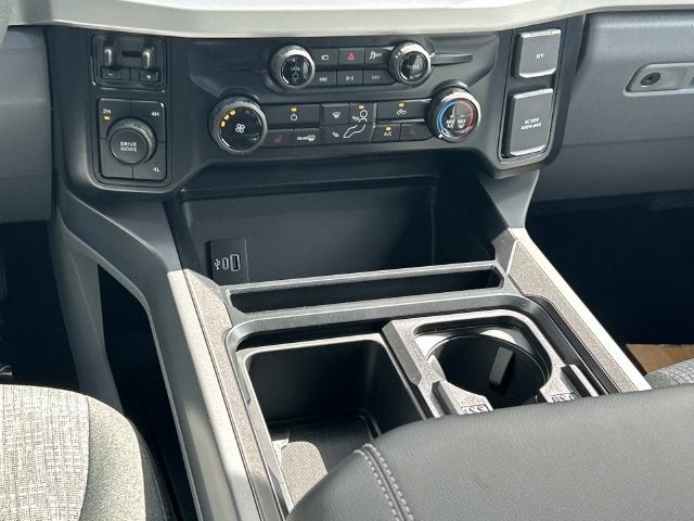 2027 Ford F-350SD XLT DRW