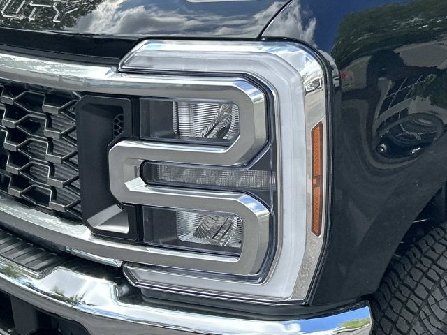 2027 Ford F-350SD XLT DRW