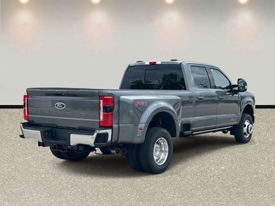 2026 Ford F-350SD Lariat DRW