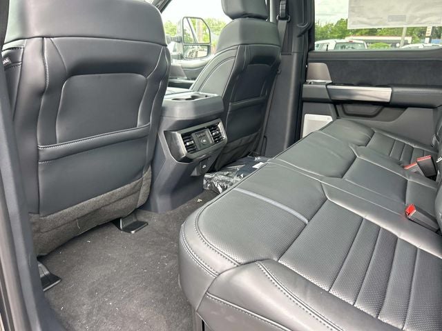 2026 Ford F-350SD Platinum DRW
