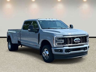 2026 Ford F-350SD Platinum DRW