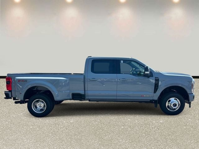2026 Ford F-350SD Platinum DRW