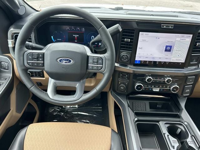 2026 Ford F-350SD Lariat DRW