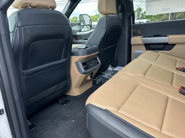 2026 Ford F-350SD Lariat DRW
