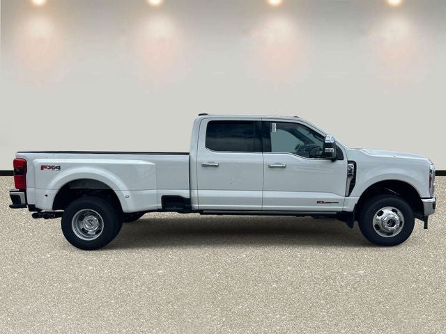 2026 Ford F-350SD Lariat DRW