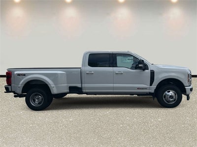 2026 Ford F-350SD Platinum DRW