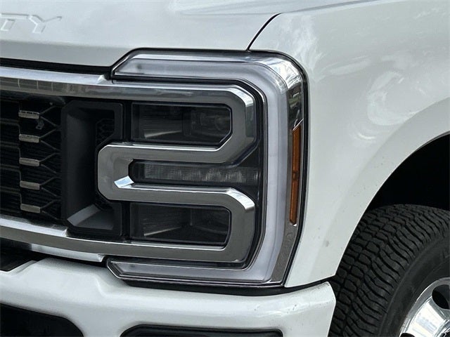 2026 Ford F-350SD Platinum DRW
