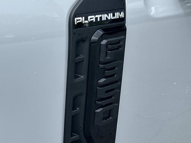 2026 Ford F-350SD Platinum DRW