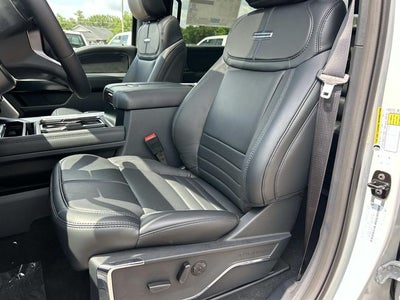 2026 Ford F-350SD Platinum DRW