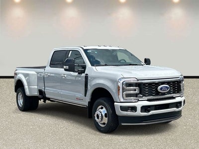 2026 Ford F-350SD Platinum DRW