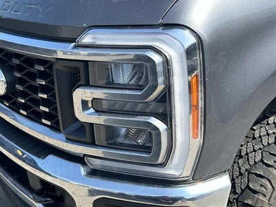 2023 Ford F-350SD Lariat
