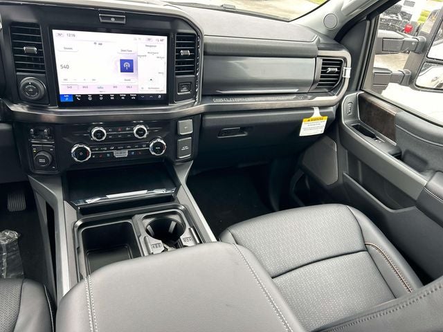 2026 Ford F-350SD Lariat DRW