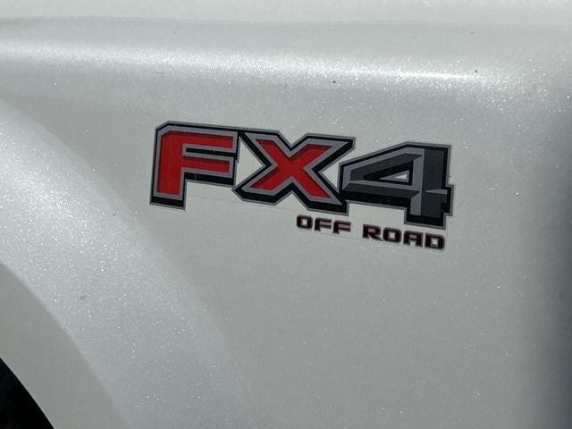 2027 Ford F-450SD Platinum