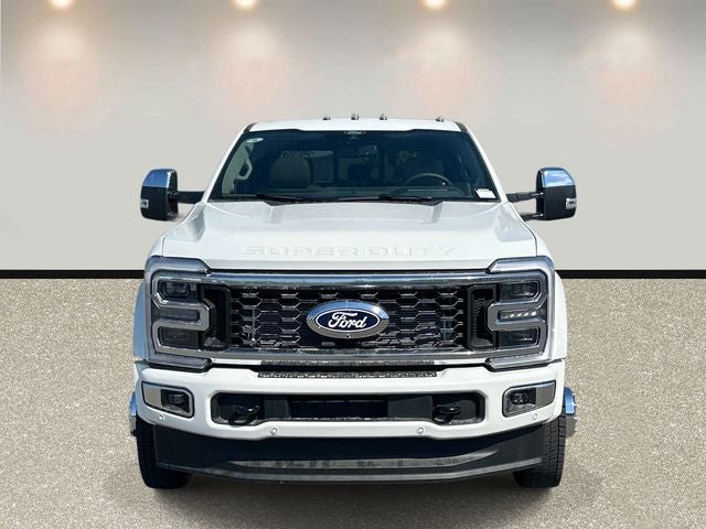 2027 Ford F-450SD Platinum