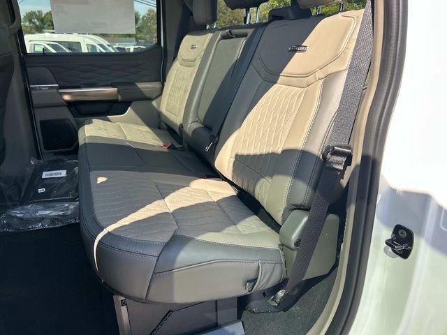 2027 Ford F-450SD Platinum