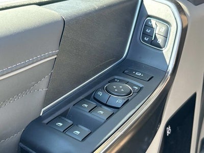 2027 Ford F-450SD Platinum