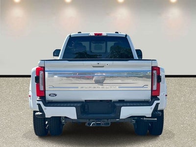 2027 Ford F-450SD Platinum