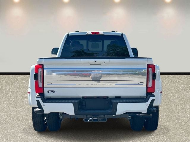 2027 Ford F-450SD Platinum