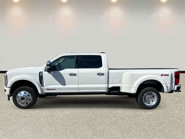 2027 Ford F-450SD Platinum
