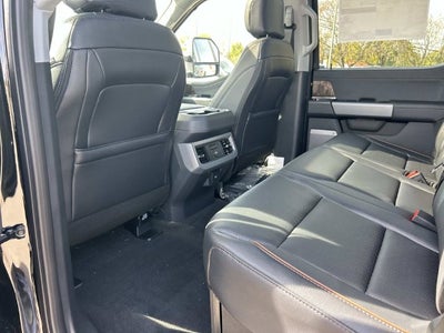 2027 Ford F-450SD Lariat DRW