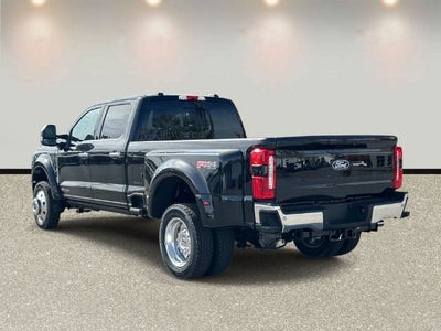 2027 Ford F-450SD Lariat DRW