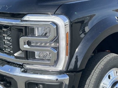 2027 Ford F-450SD Lariat DRW