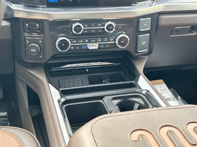 2027 Ford F-450SD King Ranch DRW
