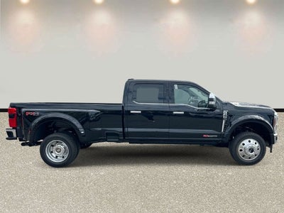 2027 Ford F-450SD King Ranch DRW