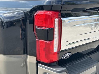 2027 Ford F-450SD King Ranch DRW