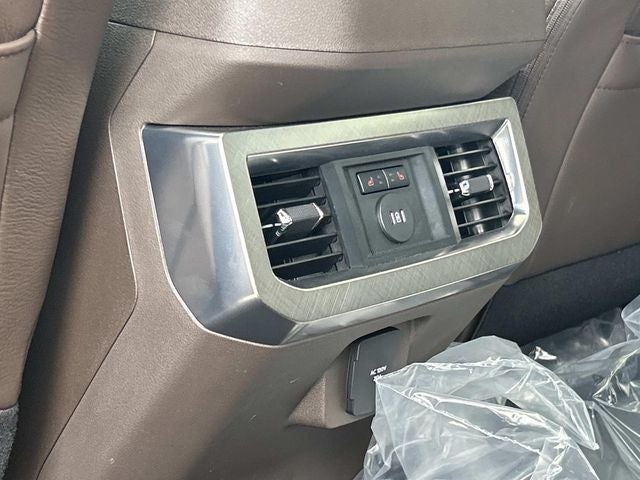 2027 Ford F-450SD King Ranch DRW