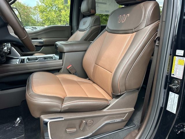 2027 Ford F-450SD King Ranch DRW